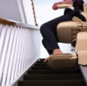 Straight Stairlifts Vs. Curved Stairlifts